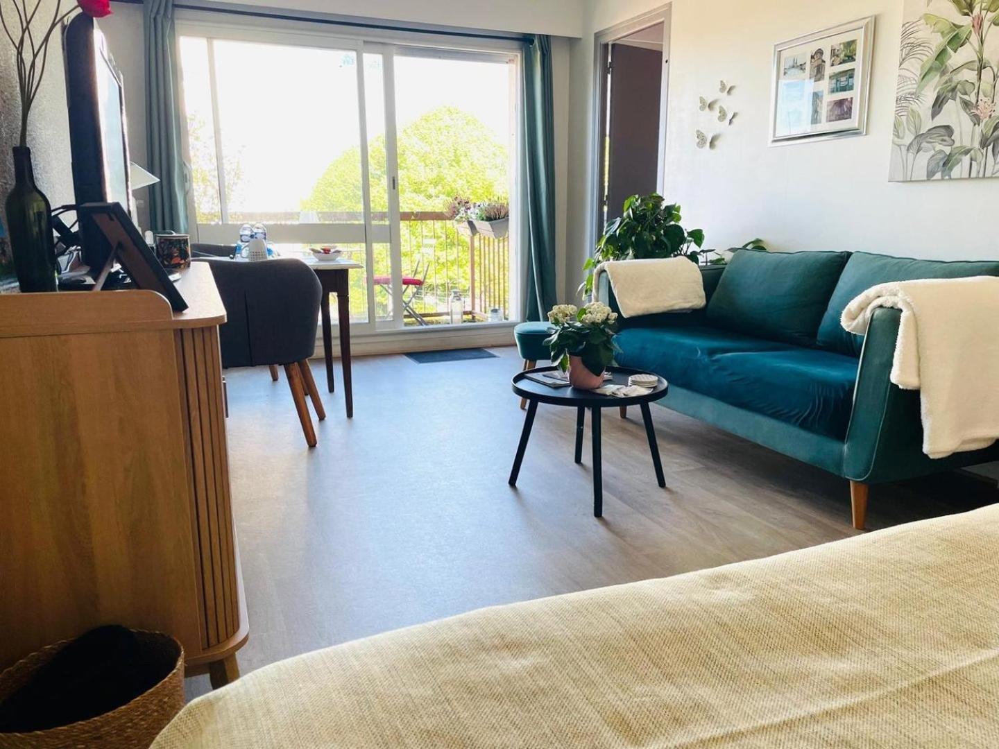 Le Clos Pichot - Studio Avec Balcon, Parking Prive - 5Mn Gare Chartres Zewnętrze zdjęcie