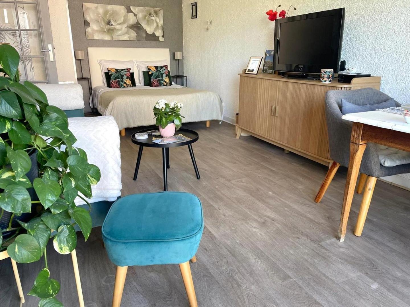 Le Clos Pichot - Studio Avec Balcon, Parking Prive - 5Mn Gare Chartres Zewnętrze zdjęcie